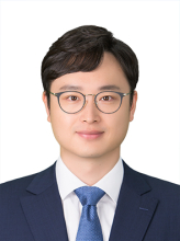 오민재 부교수 사진